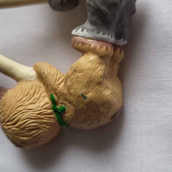 SALE--Vintage 1992 Hallmark Keepsake Ornament "Holiday Wishes" Wishbone Kittens - Picture 3 of 3